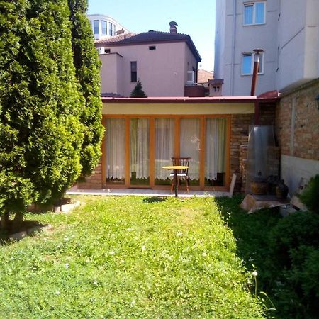 Villa Re3Ca Скопие Екстериор снимка